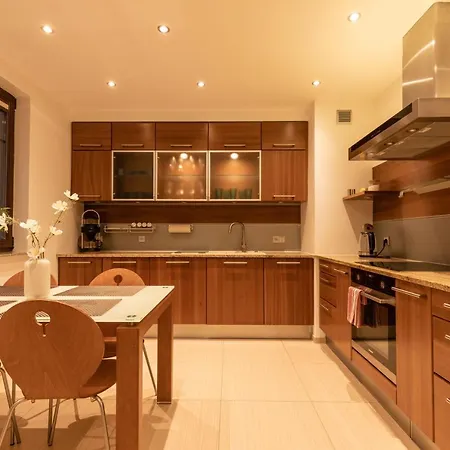 Basha Premium 1 Apartman