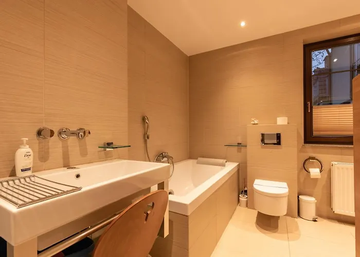 Basha Premium 1 * Sopot